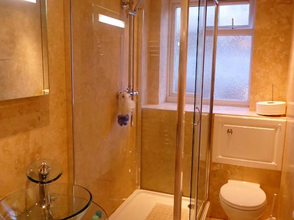 Hour Glass Hotel : photo 10 de la chambre chambre simple avec salle de bains commune