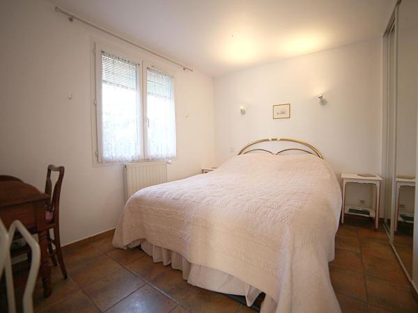 B&B Le clos des vignes Saint Raphael : photo 2 de la chambre chambre double deluxe avec baignoire