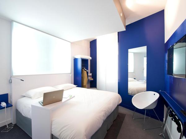 ibis Styles Vannes Gare Centre : photo 9 de la chambre chambre standard avec 1 lit double