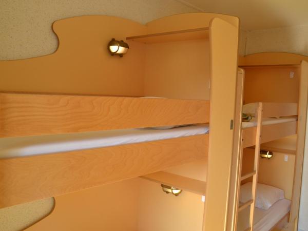 Auberge de Jeunesse : photo 2 de la chambre lit dans dortoir pour hommes de 4 lits
