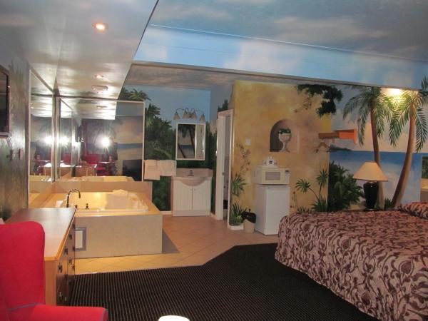 Knights Inn London Ontario : photo 1 de la chambre chambre lit king-size avec bain à remous - non-fumeurs
