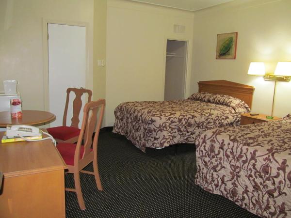 Knights Inn London Ontario : photo 6 de la chambre chambre double avec 2 lits doubles - fumeurs