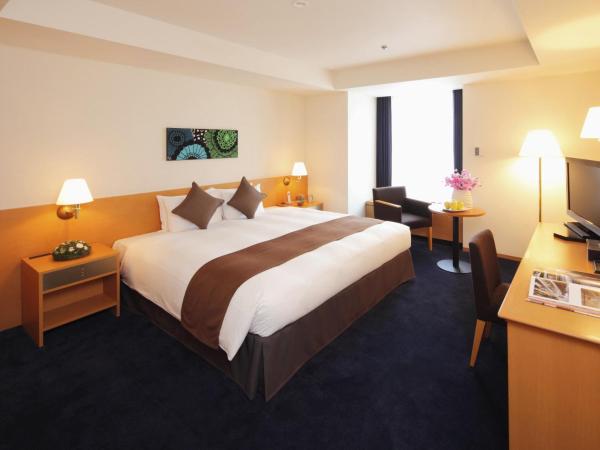 Sapporo Grand Hotel : photo 1 de la chambre chambre double d'angle lit king-size - aile est - non-fumeurs