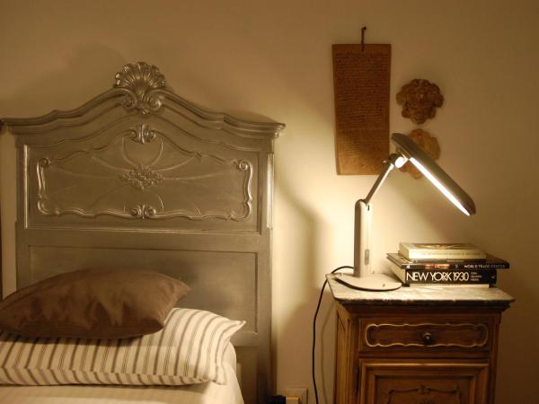 Virginias B&B : photo 5 de la chambre chambre double avec salle de bains privative