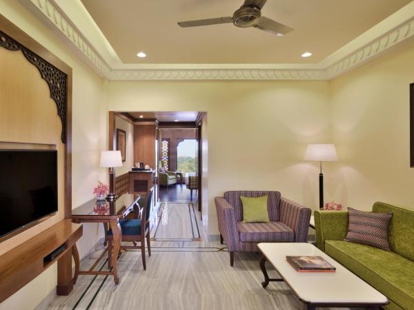 Radisson Jodhpur : photo 6 de la chambre junior suite - non-smoking(10% discount on food & soft beverages,up to 20% discount on spa)