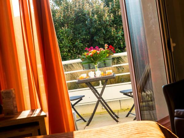 Almoria Hôtel & SPA : photo 4 de la chambre chambre double avec terrasse