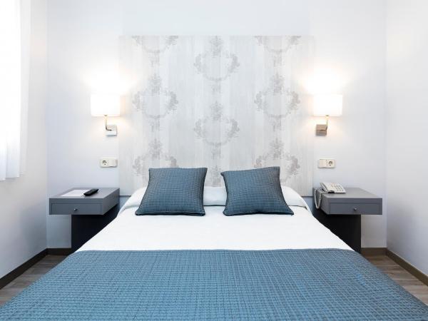 Hostal Oriente : photo 3 de la chambre chambre double Économique