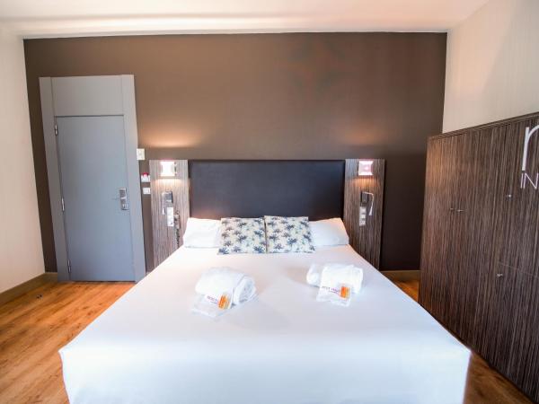 Petit Palace Santa Cruz : photo 3 de la chambre chambre quadruple (4 adultes)