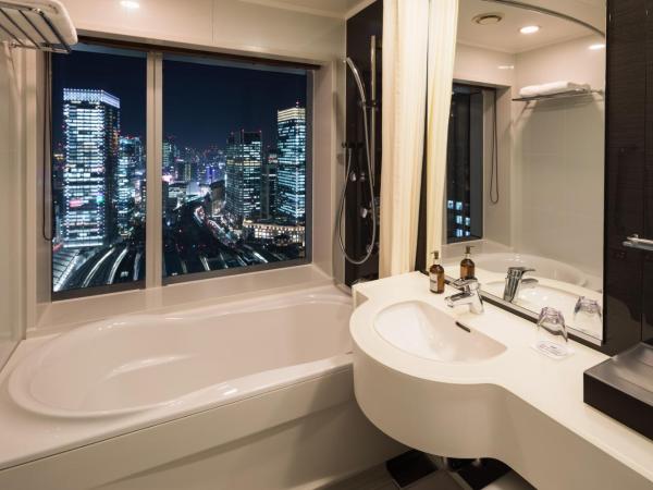 Hotel Metropolitan Tokyo Marunouchi : photo 5 de la chambre hébergement lit queen-size - côté gare