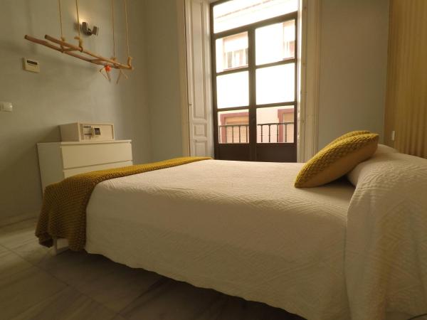 Oasis Backpackers' Palace Seville : photo 10 de la chambre chambre double avec salle de bains privative