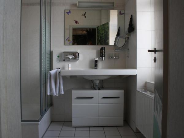 Hotel Berlin : photo 1 de la chambre hébergement zoo