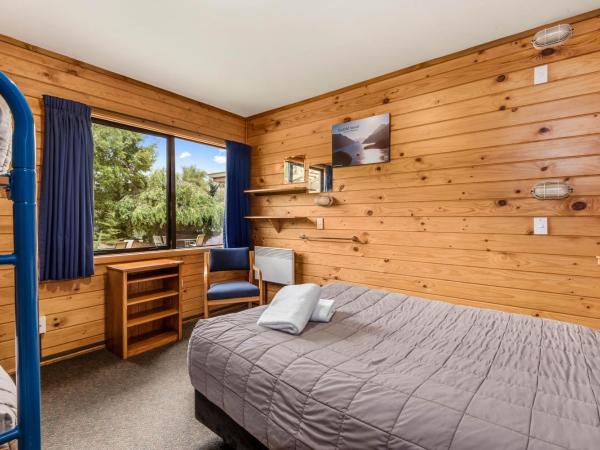 Altamont Lodge : photo 2 de la chambre chambre familiale avec salle de bains commune