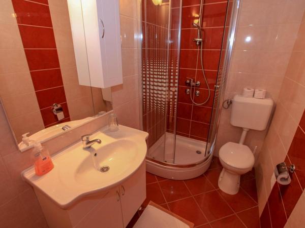 Apartments Lola : photo 8 de la chambre suite 1 chambre