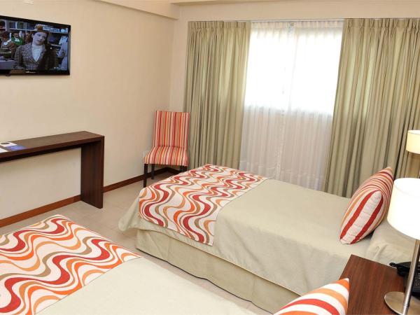 Hotel Intersur San Telmo : photo 4 de la chambre chambre lits jumeaux