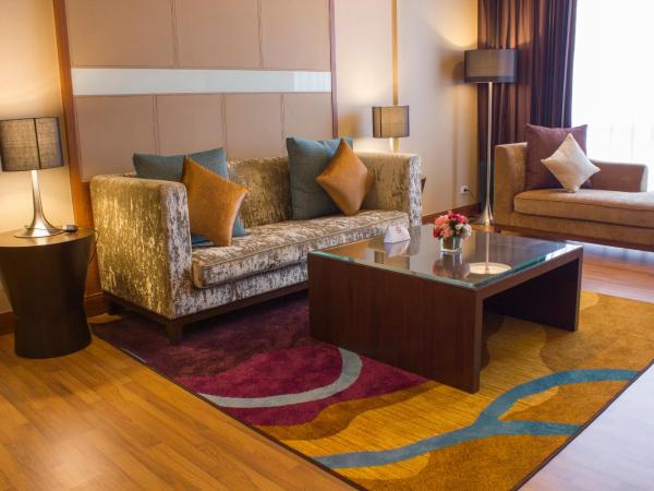 The Grand Fourwings Convention Hotel Bangkok : photo 3 de la chambre suite deluxe