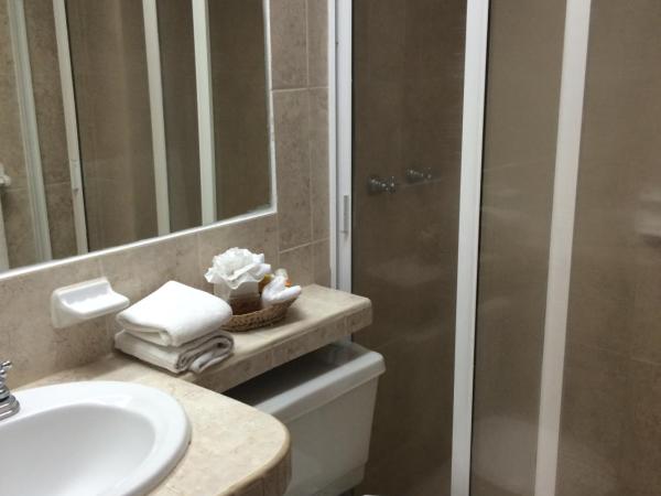 Emperador Vallarta Beachfront Hotel and Suites : photo 8 de la chambre suite standard