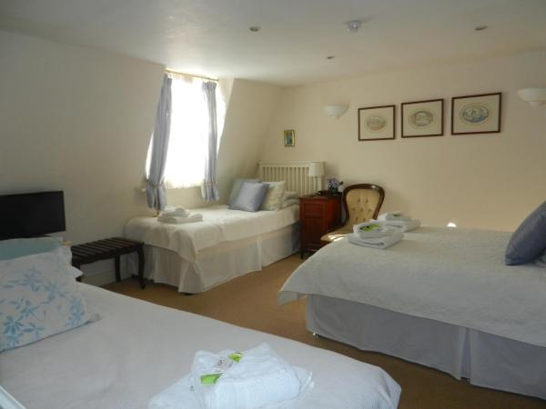 Brocks : photo 10 de la chambre grande chambre familiale (4 adultes)