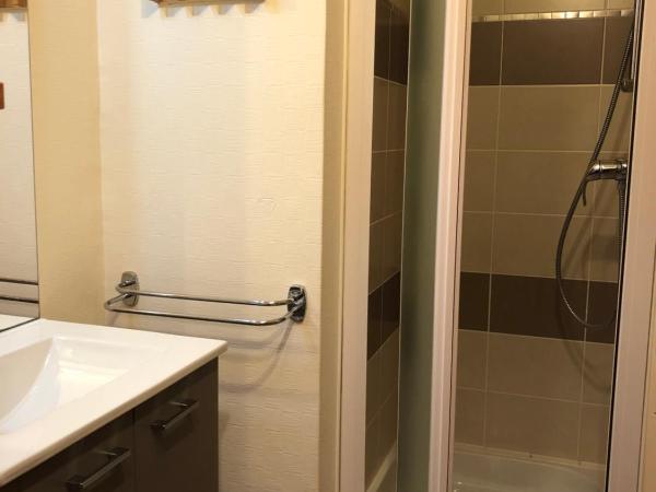 Hôtel Les Trappeurs : photo 3 de la chambre chambre double