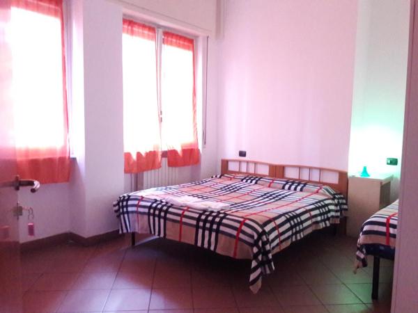 Hotel Brivio : photo 10 de la chambre chambre double avec salle de bains commune