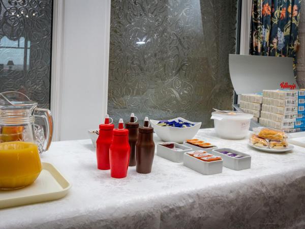 Maples Hotel : photo 1 de la chambre chambre double - vue sur mer