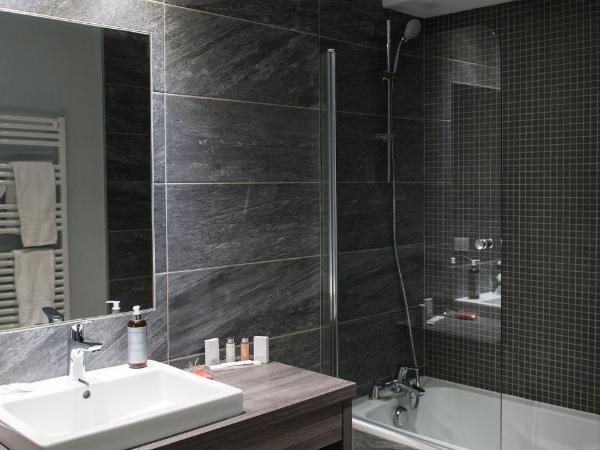 Hôtel La Réserve : photo 1 de la chambre studio familial (4 personnes)