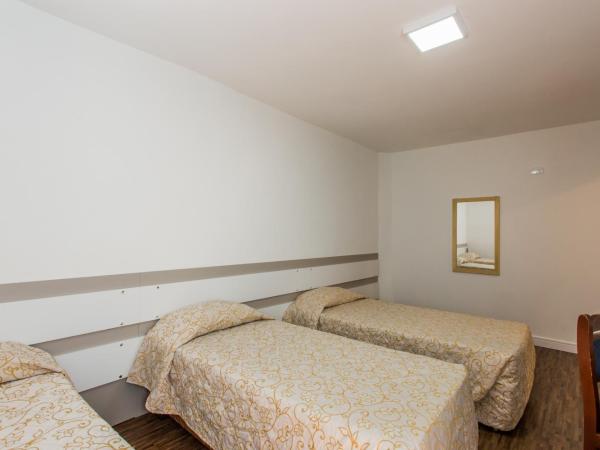 Cardim Plaza Hotel : photo 5 de la chambre chambre triple standard