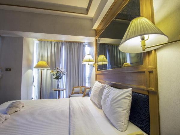 Bossotel Chiang Mai : photo 5 de la chambre chambre classique de luxe