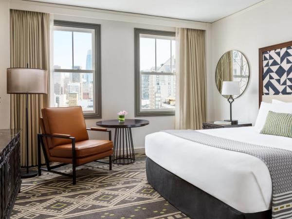 Hotel Spero : photo 2 de la chambre chambre lit king-size - vue sur ville