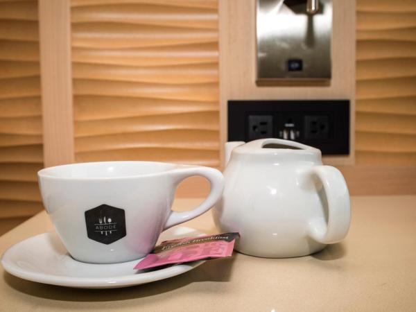 Blue Horizon Hotel : photo 3 de la chambre chambre lit queen-size avec balcon