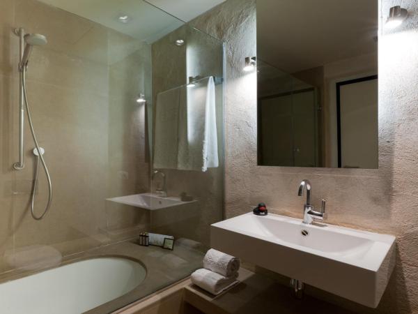 EME Catedral Mercer Hotel : photo 1 de la chambre chambre double de luxe avec vue