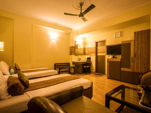 The Suncourt Hotel Yatri : photo 2 de la chambre chambre double exécutive