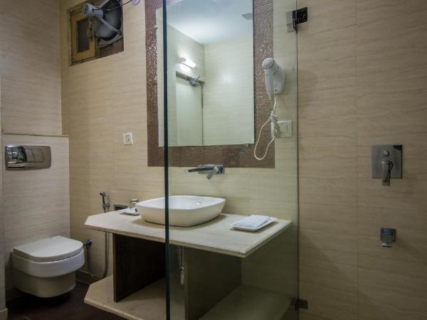 The Suncourt Hotel Yatri : photo 7 de la chambre chambre deluxe double ou lits jumeaux