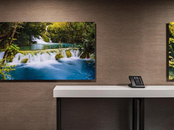 Hotel X Toronto by Library Hotel Collection : photo 4 de la chambre chambre lit king-size de luxe