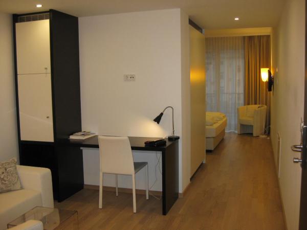 City Hotel : photo 1 de la chambre suite