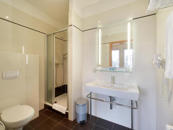 Hotel Lucia : photo 7 de la chambre chambre double