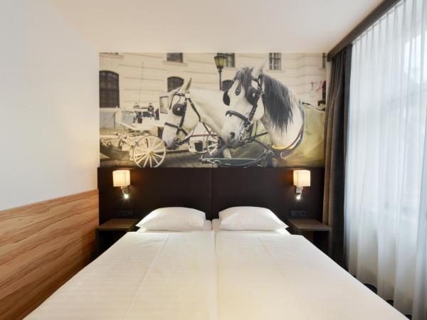 Hotel Lucia : photo 1 de la chambre chambre double supérieure