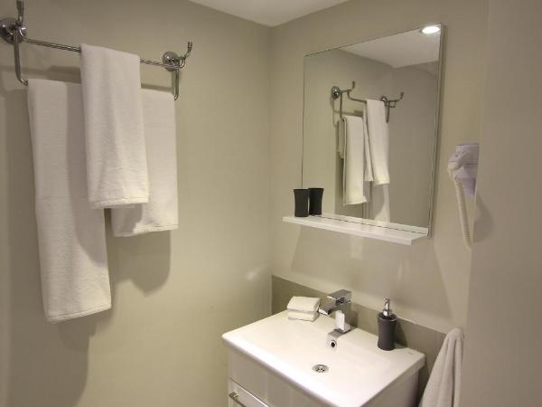 My Home Garden : photo 3 de la chambre chambre familiale