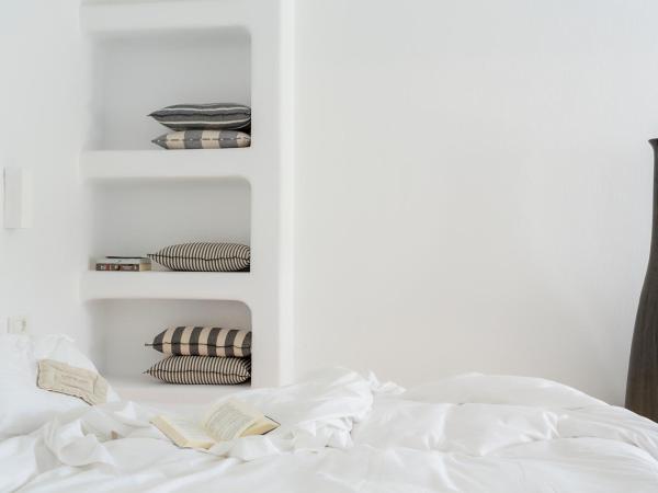 Ostraco Suites : photo 7 de la chambre chambre supérieure vue sur mer (mykonian)