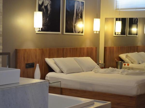 Status Motel : photo 4 de la chambre chambre double avec baignoire spa