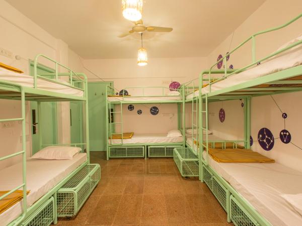 Hostel Mantra : photo 2 de la chambre bunk bed 9-bed in mixed dormitory room
