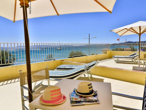 Hôtel Beau Rivage : photo 8 de la chambre chambre double avec terrasse - vue sur mer