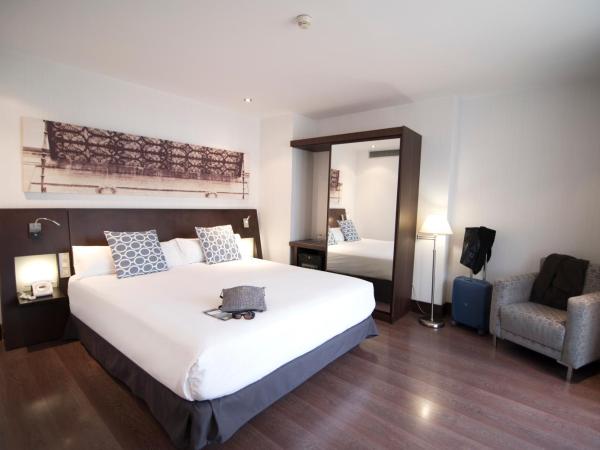 Petit Palace Marques Santa Ana : photo 4 de la chambre chambre double ou lits jumeaux avec terrasse