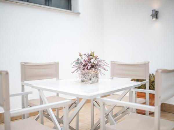 Petit Palace Marques Santa Ana : photo 5 de la chambre chambre double ou lits jumeaux avec terrasse