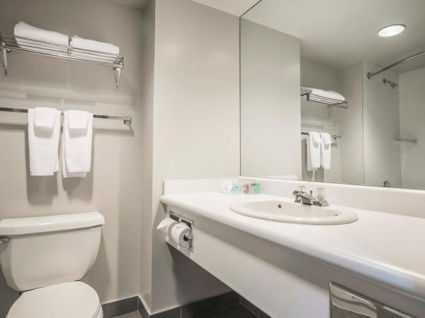 Best Western Plus Vancouver Airport Hotel : photo 6 de la chambre chambre deluxe 2 lits doubles