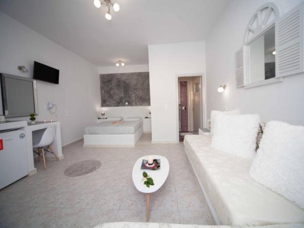 Villa Anto : photo 1 de la chambre chambre triple supérieure