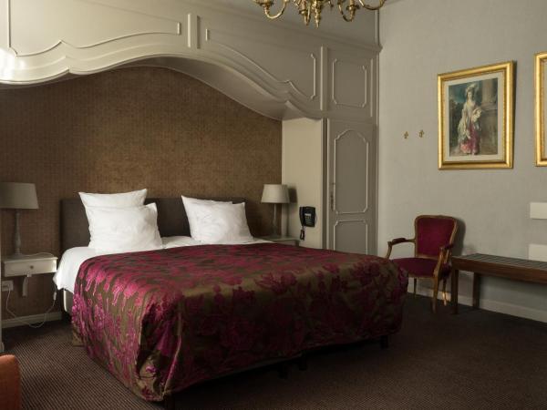 Hotel Duc De Bourgogne : photo 8 de la chambre chambre lits jumeaux deluxe