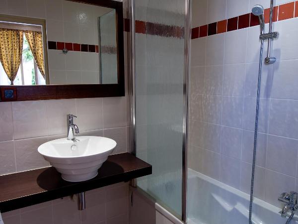 Hôtel L'Iroko The Originals City : photo 4 de la chambre chambre double classique