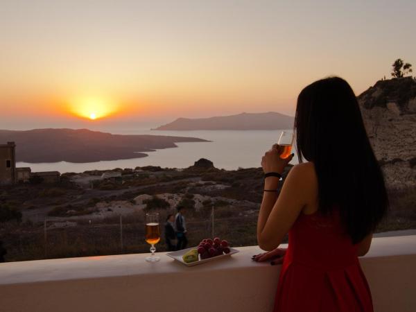 Nemesis : photo 9 de la chambre suite avec vue sur caldera 