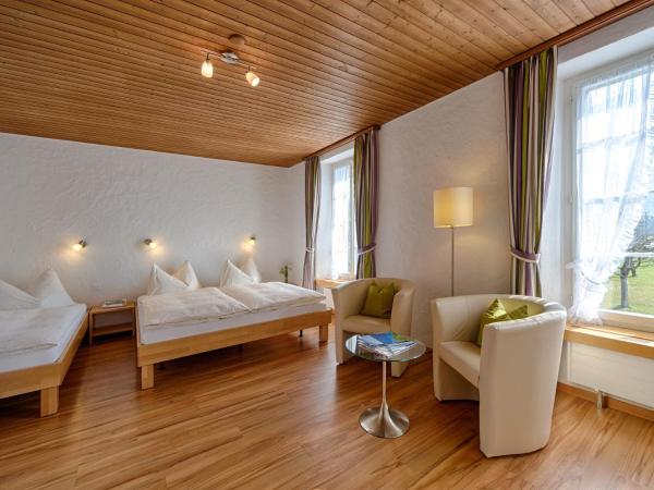 Neuhaus Golf- & Strandhotel : photo 3 de la chambre chambre triple standard