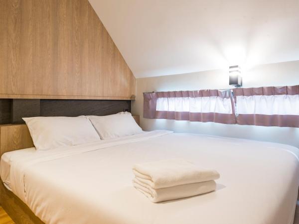 T Hostel @ Victory Monument : photo 10 de la chambre chambre double standard avec salle de bains commune